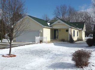 28844 Hufford Rd, Perrysburg, OH 43551