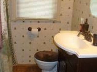 2412 Madison St, Bellevue, NE 68005