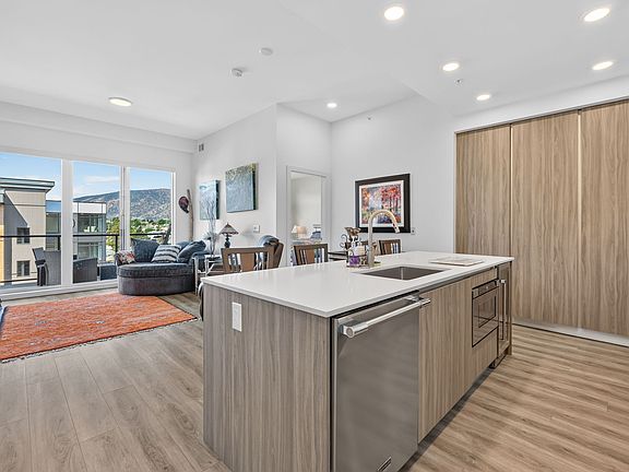 3rd image of 2780 Olalla Rd #601