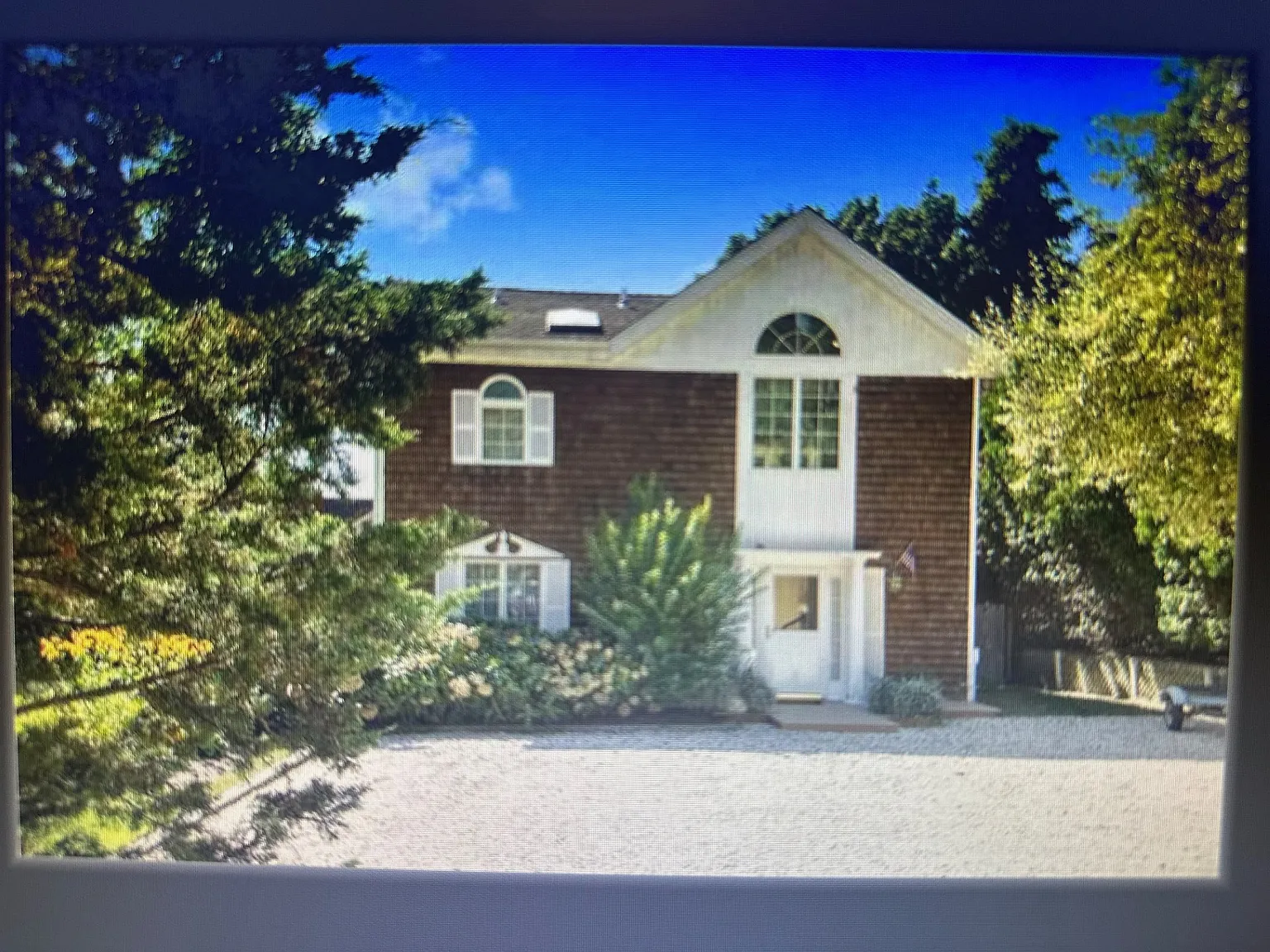 Stunning Waterfront Retreat - Available For US Open 2026 — Photo 3