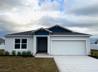 1423 SW 17th Ave, Cape Coral, FL 33991