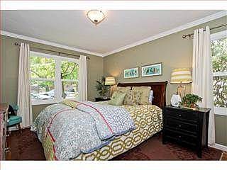 5th image of 1007 Iris St