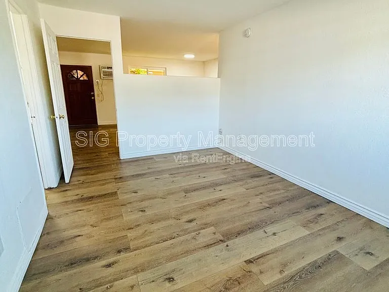 10635 Sherman Grove Ave #5 — Photo 9