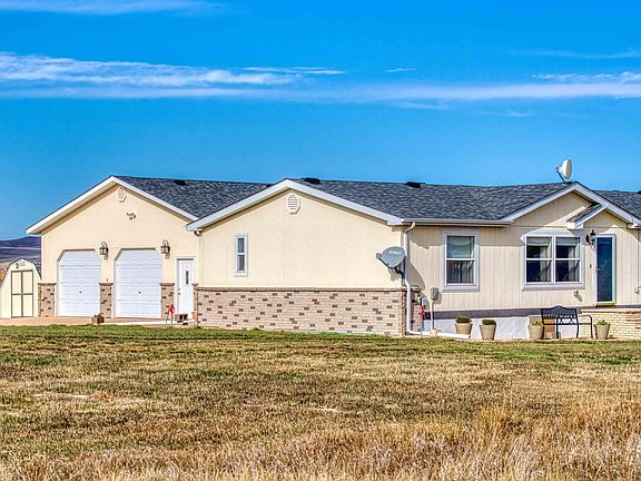 4th image of 7 Sagebrush Rd
