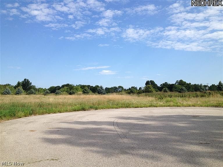 1st image of Shannon Dr