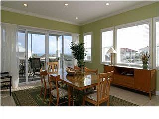 5th image of 1412 Camellia Ct