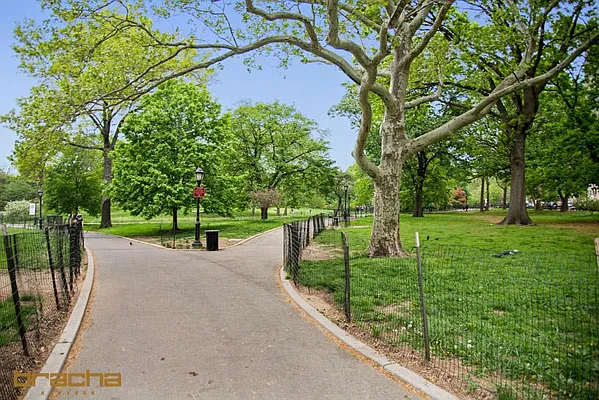 Rented by Keller Williams NYC | media 27