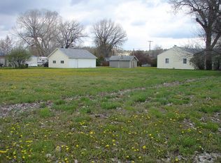 441 N 2nd Ave, Forsyth, MT 59327