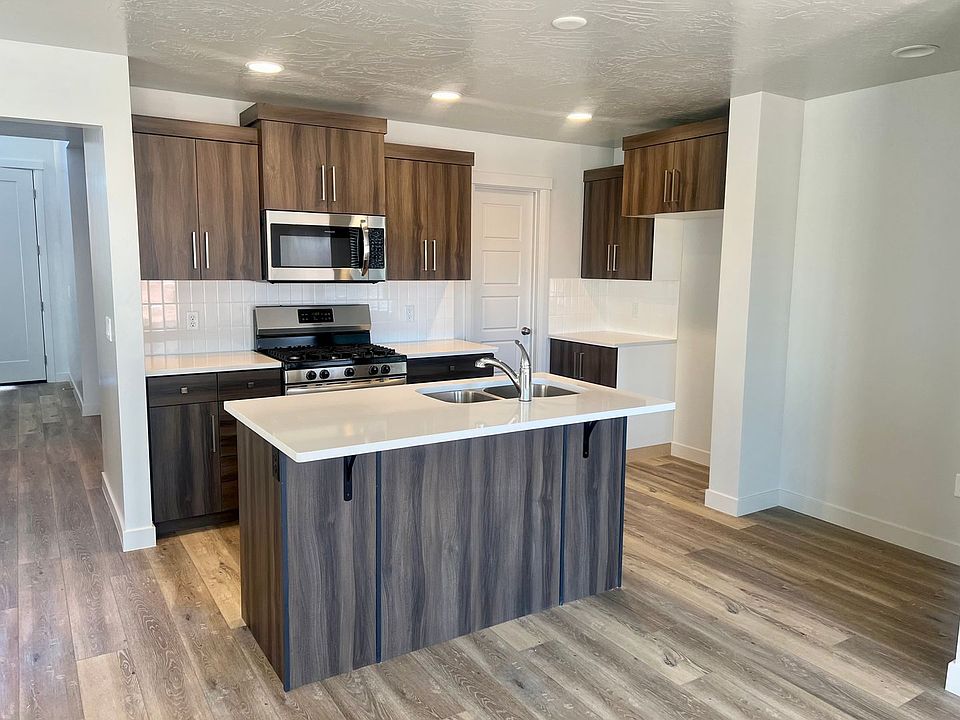 ありさ❁ 6028 Amethyst Ave, Rancho Cucamonga, CA 91737 | For Sale