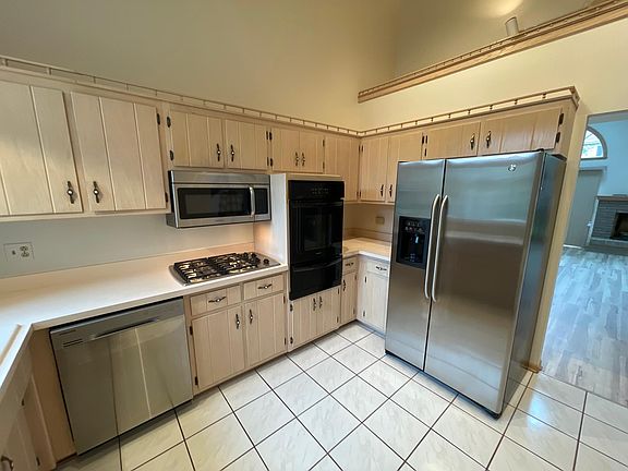 3rd image of 11300 Brook Crossing Ct