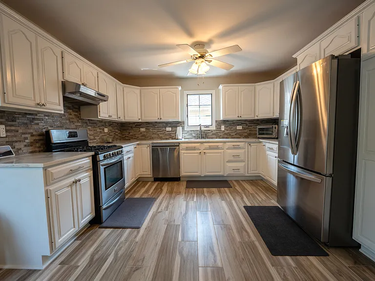 17011 Danielle Ct — Photo 9