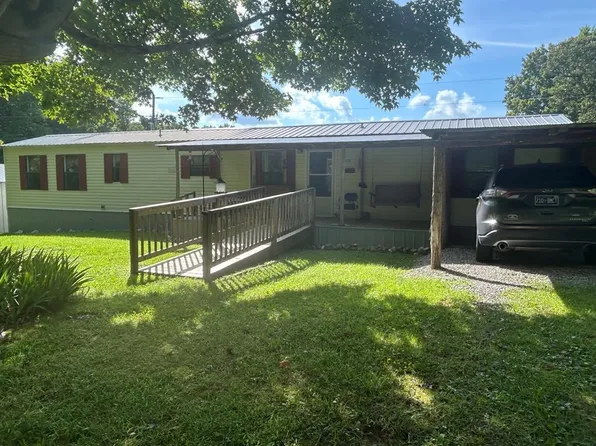 397 NE Star Point Rd, Celina, TN 38551