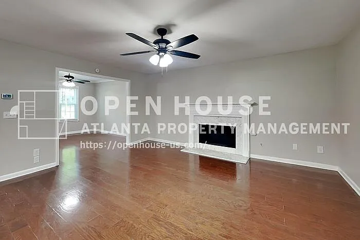 4 bed, 3.5 bath, 3021 sqft, $2,850 — Photo 3