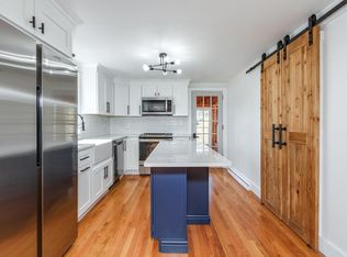 30 Ridge Rd, York, ME 03909