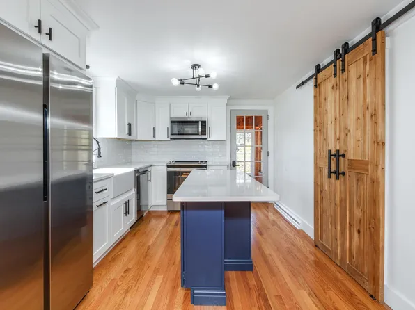 30 Ridge Road, York, ME 03909