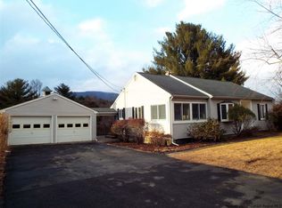 297 Blue Mountain Rd, Saugerties, NY 12477