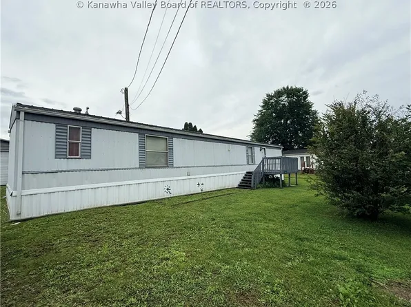 2110 Hamilton St, Culloden, WV 25510