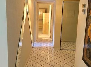 7081 Environ Blvd APT 140, Lauderhill, FL 33319