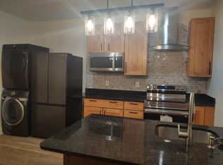10109 Wildwood Rd #B, Kensington, MD 20895
