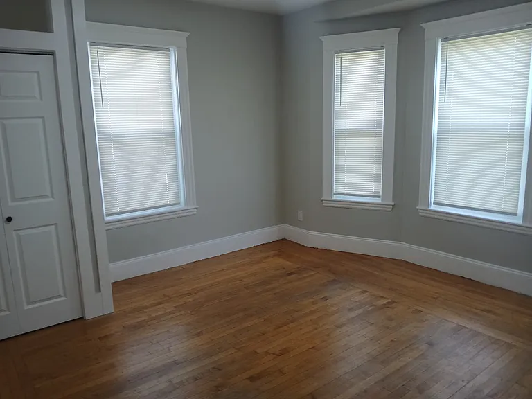 90 Edgemere Rd — Photo 33