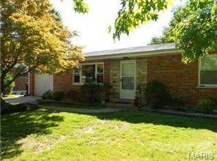 300 Pentonville Dr, Saint Louis, MO