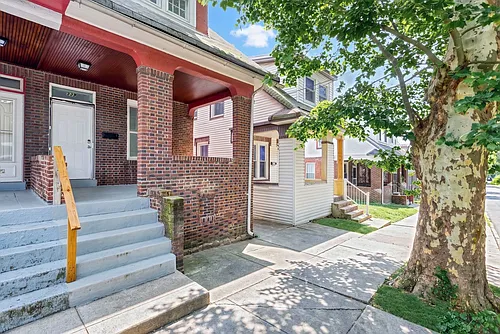 339 Emerald St Photo 1