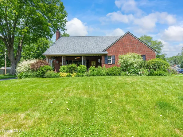 2155 Rankin Road, Niskayuna, NY 12309