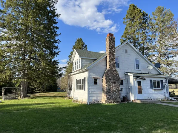 15362 S Apple Ln, Agenda, WI 54514