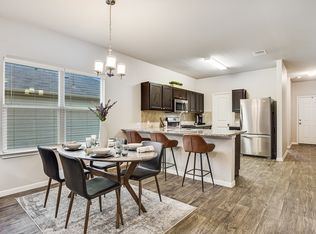 125 Calf Creek Dr, Kyle, TX 78640