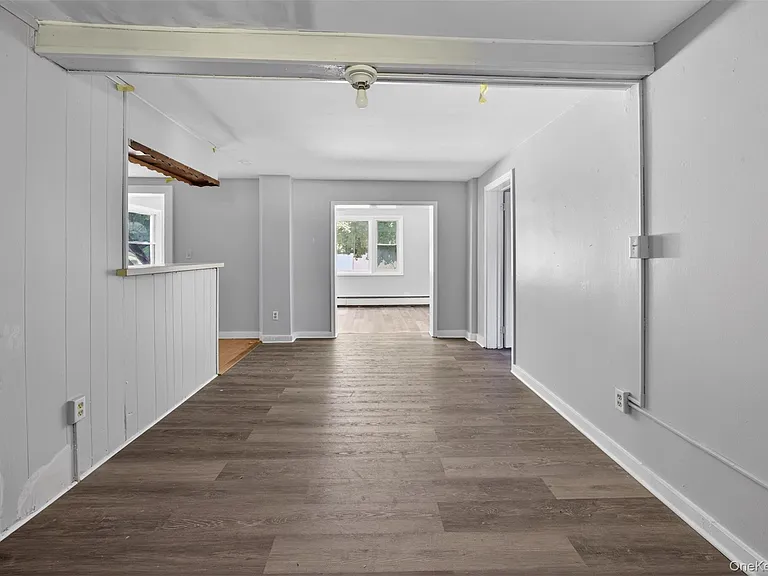 4 Riverview Ave #1 — Photo 4