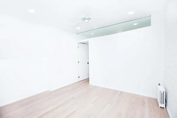 Rented by HH Realty | media 17