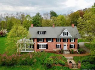 44 S Main St, Sharon, CT 06069