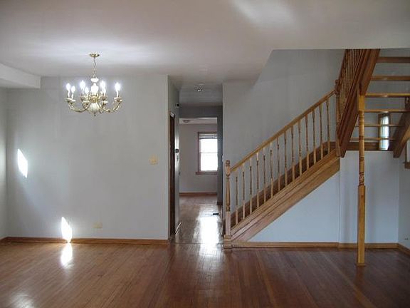 5th image of 4420 N Monticello Ave