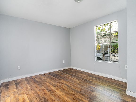4th image of 2314 Frank Henderson Jr Dr