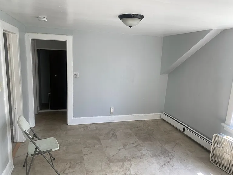 124-126 Hobson St #3 — Photo 6