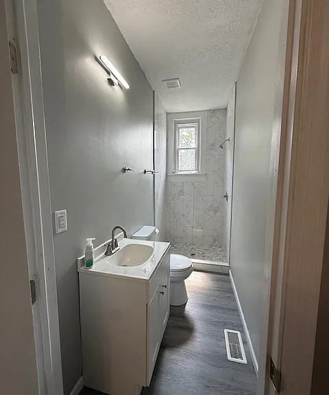 212 Washington Ave — Photo 10
