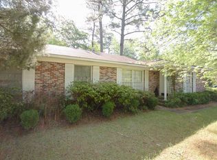 890 Cherokee Rd, Auburn, AL 36830