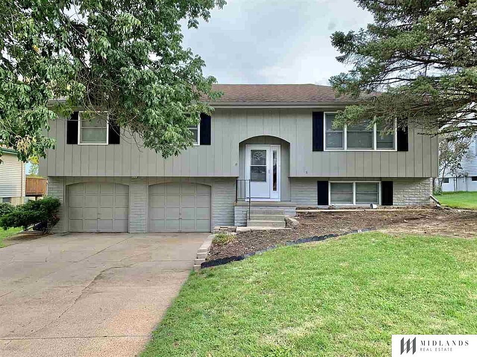 1st image of 3718 Joann Ave