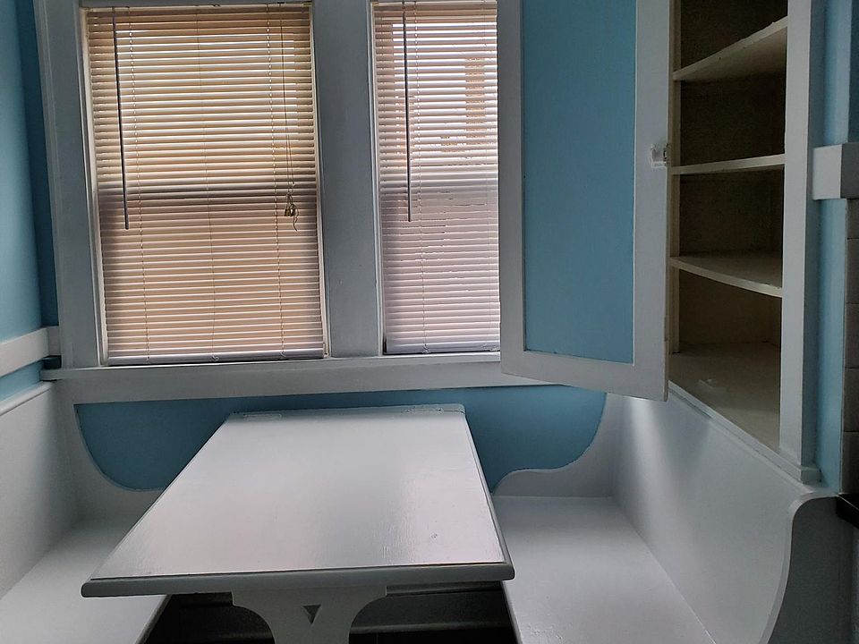 1st image of 15639 Madison Ave #1