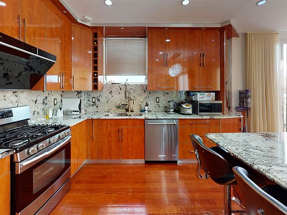 photo_5f647519774f79.64773955