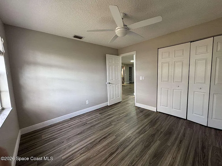 1583 White Cap Way — Photo 15