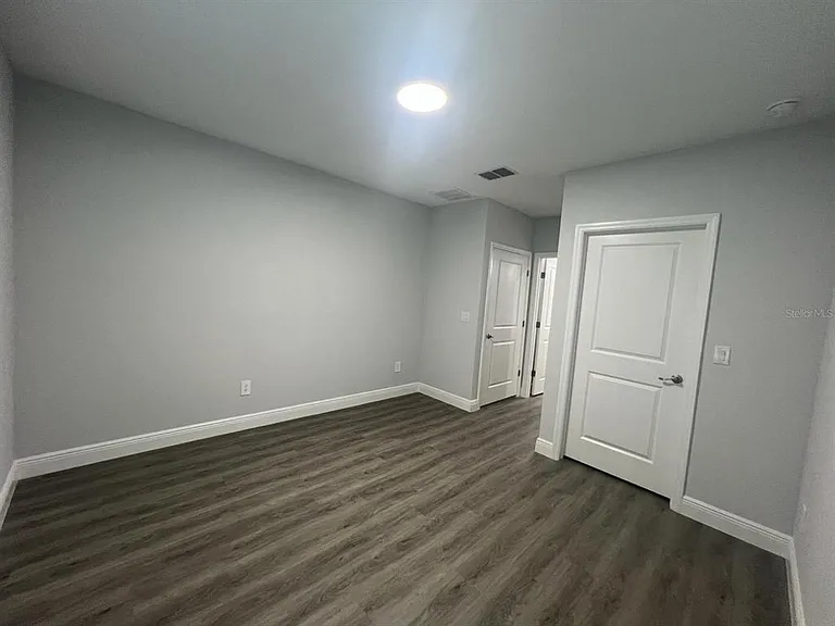 519 Blackbird Ln — Photo 6