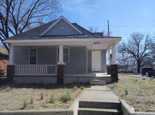 2030 SW Clay St #1, Topeka, KS 66604