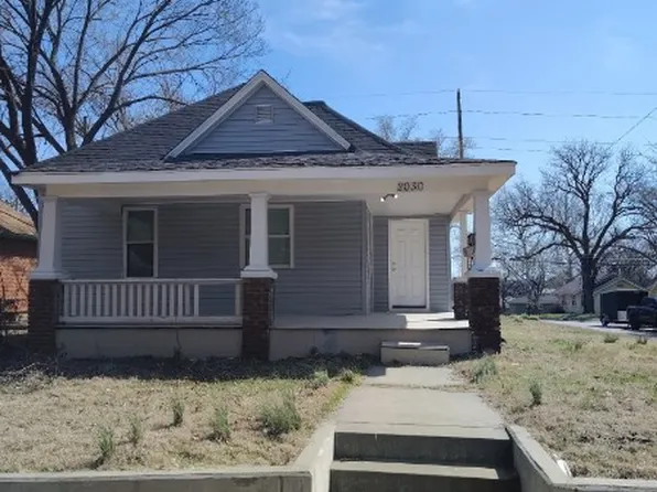 2030 SW Clay St #1, Topeka, KS 66604
