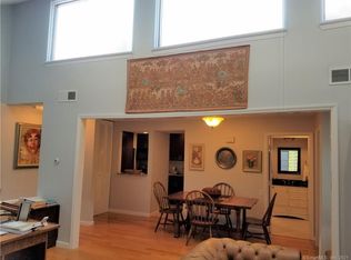 5 Orange Ln, Ridgefield, CT 06877