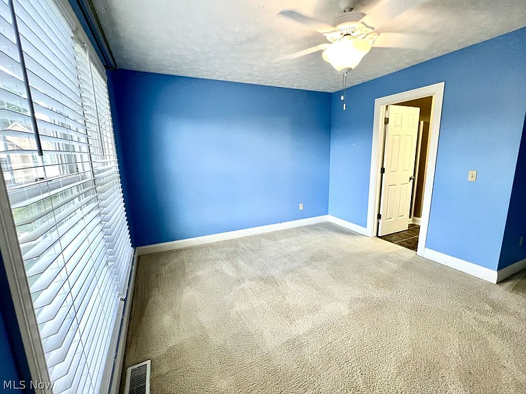 12341 Paddock Cir — Photo 23