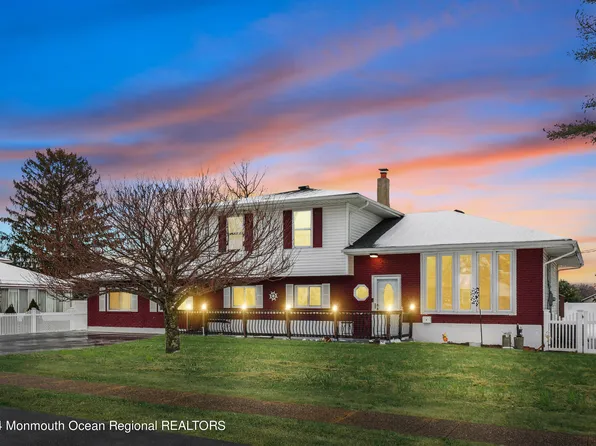 48 Burton Drive, Howell, NJ 07731