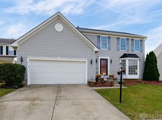 71 McCullough Dr, Springboro, OH 45066