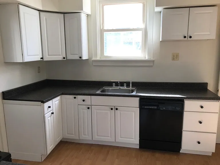 28 Coraopolis Rd — Photo 12