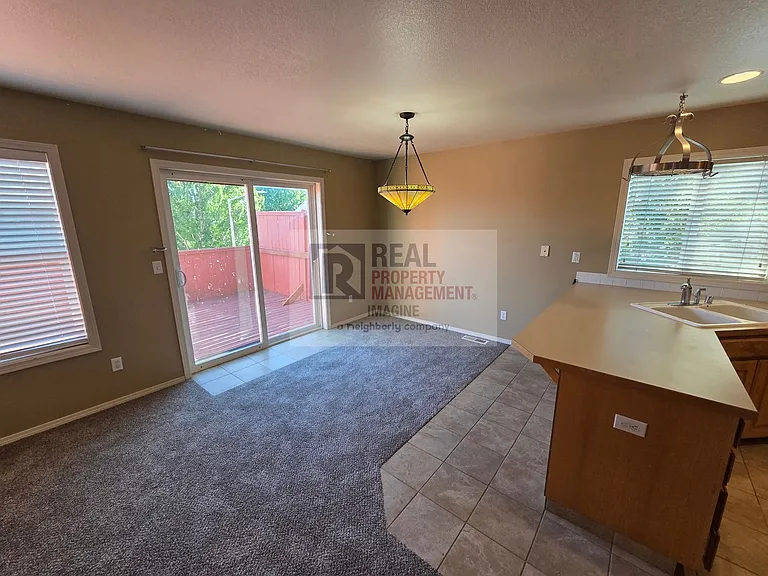 8431 13th Ave SE — Photo 10
